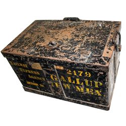 Strong Box (Vintage)  (88553)