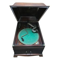 Victor Talking Machine VV IX  (64416)