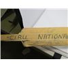 Image 4 : AUTOGRAPHED HOCKEY GOALIE STICK (KEN WREGGET, CIAU CHAMPS)