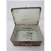 Image 2 : SCHOOL LUNCHBOX *VINTAGE* (9" X 6" X 4")