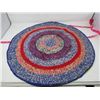 Image 1 : ROUND BRAIDED RUG (22" ACROSS)