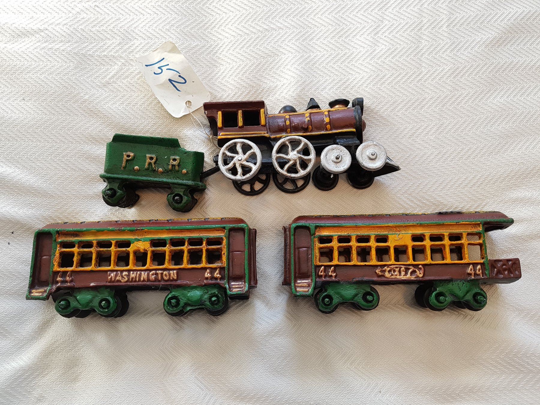 TRAIN SET (CAST IRON)