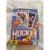 Image 2 : FULL BOX OF '91-'92 BUBBLEGUM HOCKEY CARDS *SEALED*