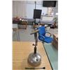 Image 1 : KEROSENE LAMP (W/PUMP)