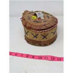 BIRCH BASKET BOX (NEEDS REPAIR) * JULLIETTE WEENEENOSIS BIG RIVER FIRST NATION*