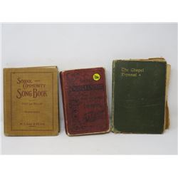 LOT OF 3 SONG BOOKS (SCHOOL & COMMUNITY 1927, THE CHAPEL HYMNAL, SACRED SONGS AND SOLOS) *VINTAGE*