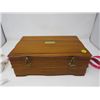 Image 4 : WOOD HUMIDOR (PIPE & TOBACCO) *BRASS HANDLES* (13" L, 5" H, 7" D)