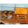 Image 1 : LOT OF 6 - 4 ASHTRAYS (2 CN, 1 HARLEY DAVIDSON, 1 REGAL 66) & 2 CIGAR BOXES