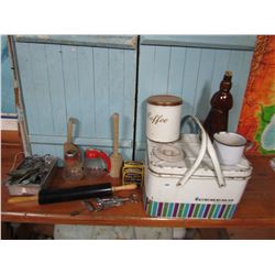 LOT OF KITCHEN COLLECTIBLES & METAL PICNIC BASKET