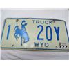 Image 7 : LOT OF 3 LICENSE PLATES (WYOMING)