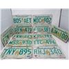 Image 1 : LOT OF 12 LICENSE PLATES (SASKATCHEWAN)