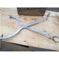 ICE TONGS (ALUMINUM) *VERY LIGHT*