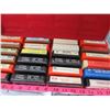 Image 2 : ASSORTED 8 TRACK TAPES W/CASE (RAY GRIFFS, MOE BANDY, ETC...)