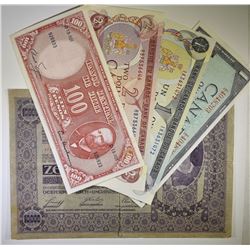 FOREIGN CURRENCY LOT: