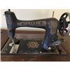 Image 3 : Antique Elgin Sewing Machine