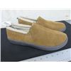 Image 1 : New Mossimo Genuine Suede Slippers non marking sole size 13