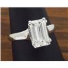 Image 4 : Platinum 2.00ct Emerald Cut Diamond Ring