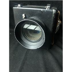 VINTAGE CAMERA