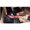 Image 2 : LOT OF WOMENS SHOES AND BOOTS