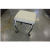 Image 1 : METAL BASE FOOT STOOL