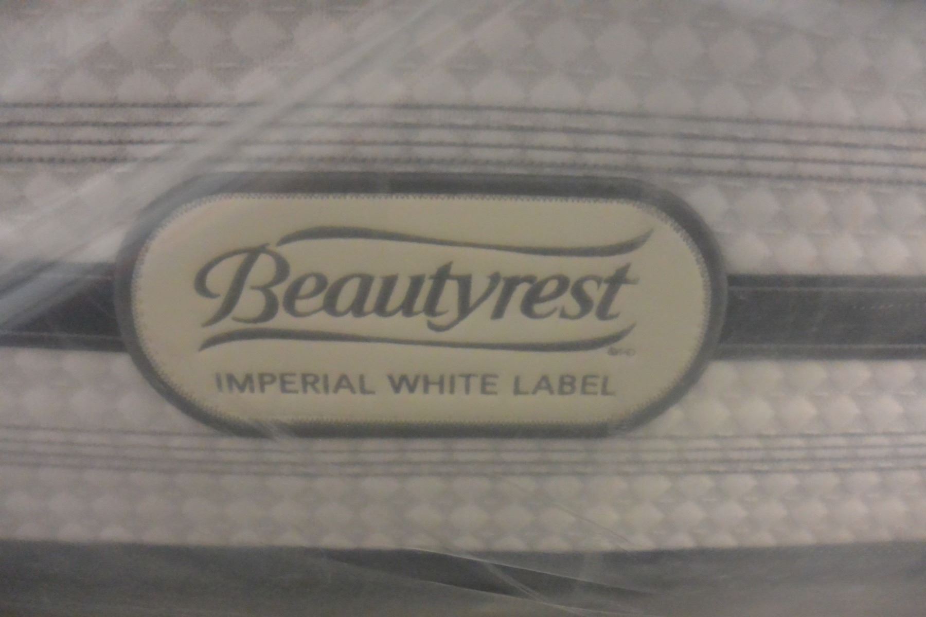 KINGSIZE BEAUTY REST IMPERIAL WHITE LABEL HI LOFT PILLOW TOP ...