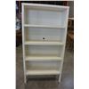 Image 2 : WHITE 6FT BOOKSHELF