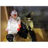 Image 2 : TRAY OF CUTLERY AND 2 CLOWN DOLLS
