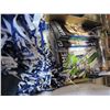 Image 2 : TRAY OF SEATTLE SEAHAWKS COLLECTIBLES