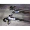Image 2 : COMMERCIAL FOLDING RETAIL CLOTHES RACK