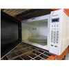 Image 2 : WHITE PANASONIC INVERTER MICROWAVE