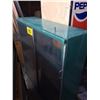 Image 1 : Cabinet