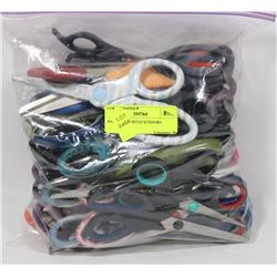 BAG OF ASSORTED SCISSORS
