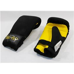 TAE BO GLOVES