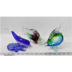 SET OF 2 ART GLASS BLOWN FISH