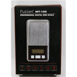 MT-100 PROFESSIONAL MINI DIGITAL SCALE