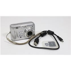 HP PHOTOSMART M447 DIGITAL CAMERA WITH MICRO SD