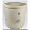 Image 1 : VINTAGE CROCK 6 GALLON
