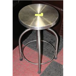 CHROME INDUSTRIAL STYLE STOOL