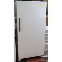FRIGIDAIRE UPRIGHT FREEZER
