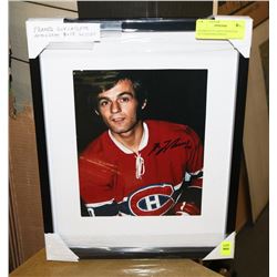 FRAMED GUY LAFLEUR SIGNED AUTOGRAPHED PHOTO.