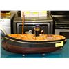 Image 1 : VINTAGE WOODEN TUGBOAT