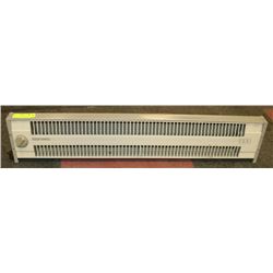ELECTRIC BASEBOARD HEATER