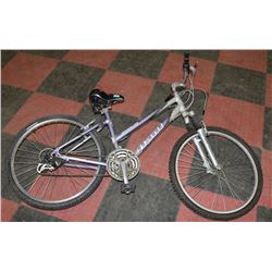 GIANT SEDONA DX 18 SPEED MOUNTAIN BIKE
