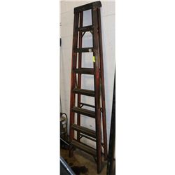 FEATHERLITE 8' FIBREGLASS LADDER