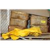 Image 1 : PALLET WITH 5 CASES OF 12 NEW VIKING RAIN JACKETS