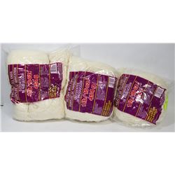 LOT OF 3 1LB BAGS OF 100% ACRYLIC YARN: CREAM