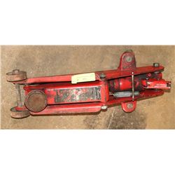 2 TON RED HYDRAULIC TROLLEY JACK.