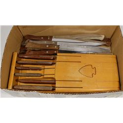 VINTAGE FLINT STAINLESS VANADIUM STEEL KNIVES. UK.