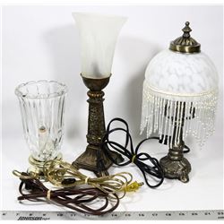 THREE ACCENT NIGHT LIGHT TABLE LAMPS.