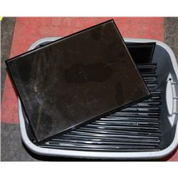 GREY BIN W/20 BLACK WALL-MOUNT DISPLAY